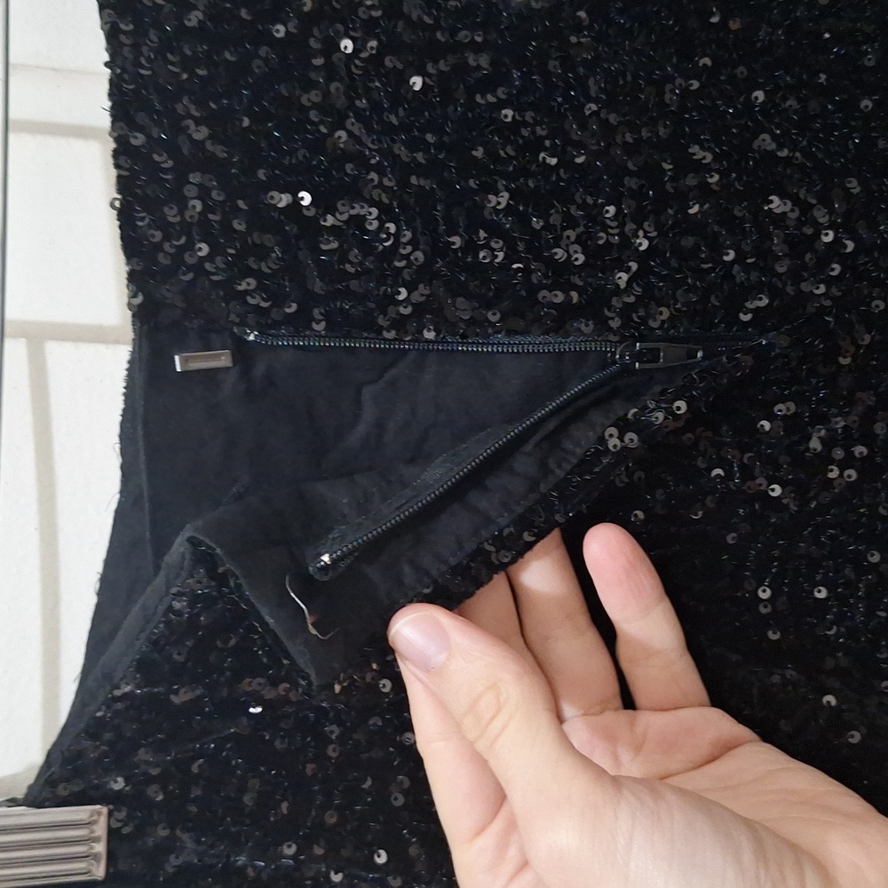 NWT ZARA BLACK SEQUIN HIGH WAISTED SHORTS - Picture 6 of 6